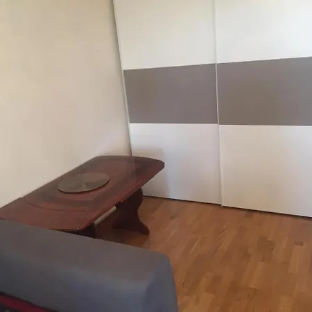 Apartament Alpblick - Mit Kostenlosen Parkplaetzen!! Taufkirchen (Munich)